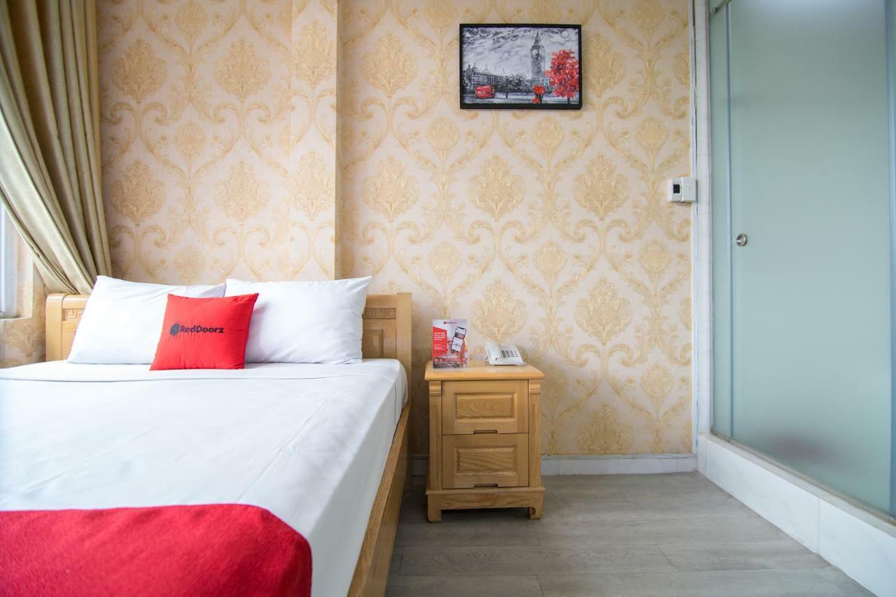 Готель Reddoorz @ Pham Ngu Lao Street 4 Хошимін Екстер'єр фото