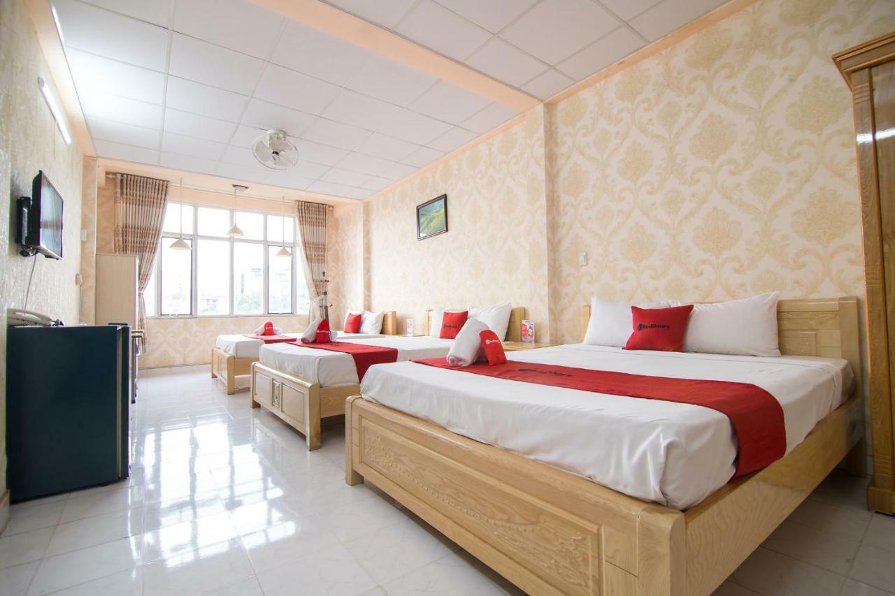 Готель Reddoorz @ Pham Ngu Lao Street 4 Хошимін Екстер'єр фото