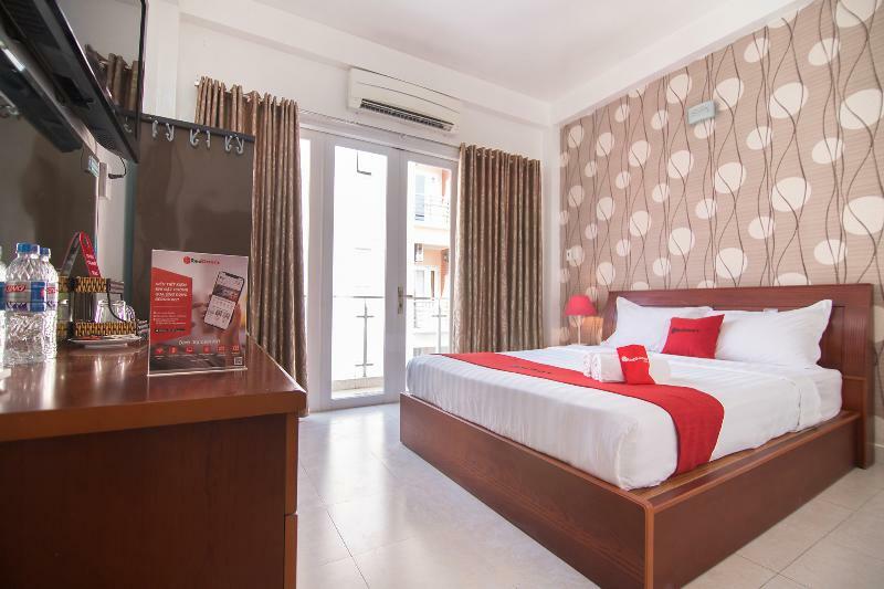 Готель Reddoorz @ Pham Ngu Lao Street 4 Хошимін Екстер'єр фото