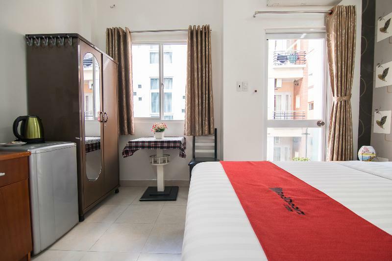 Готель Reddoorz @ Pham Ngu Lao Street 4 Хошимін Екстер'єр фото